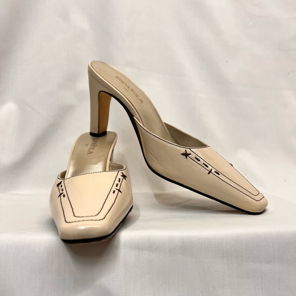 Espanola mule heels, size 8 1/2M. - Picture 2 of 12